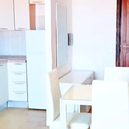 Apartman 6 Beds In Marinella Just 300 Mt From The *