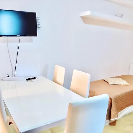 Apartman 6 Beds In Marinella Just 300 Mt From The Golfo Aranci